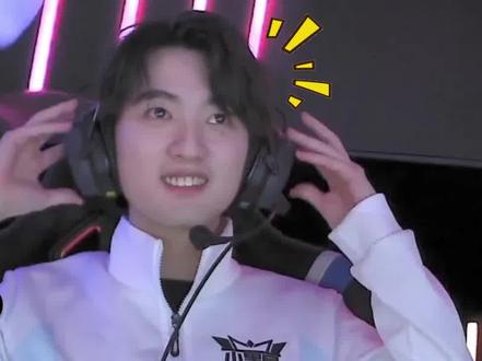 LEC媒体人Wooloo发推： 搞定了！Prince明年将在LCS进行比赛，因为他现在已经和FlyQuest达成签约。